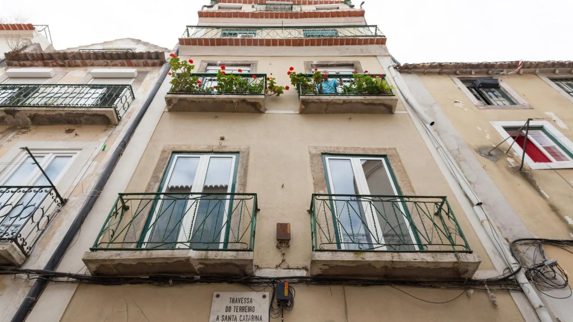 Beguest Santa Catarina Lisbon Apartment
