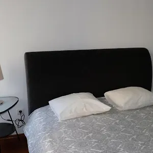  Apartment Grupo Ou Familias