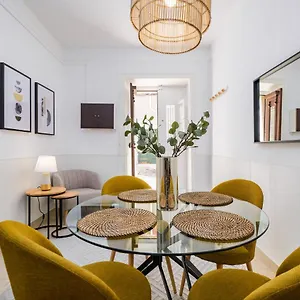 New! Unique 1 Bedroom Apartment- Santa Catarina 42 Lisboa