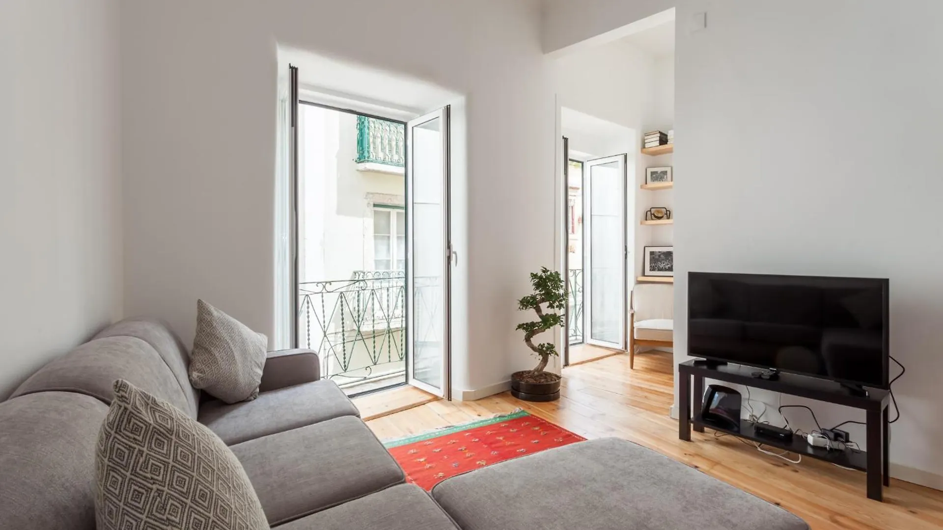 Beguest Santa Catarina Lisbon Apartment
